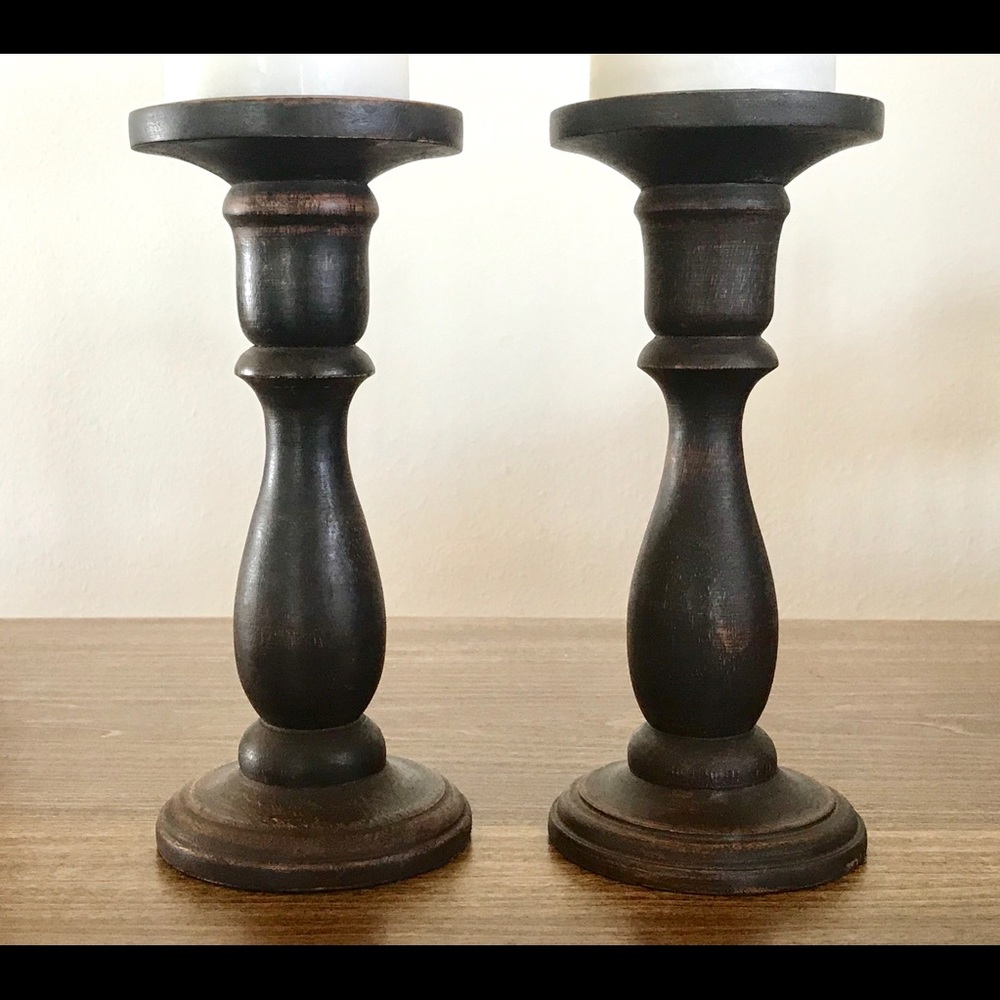 Pair of candlesticks